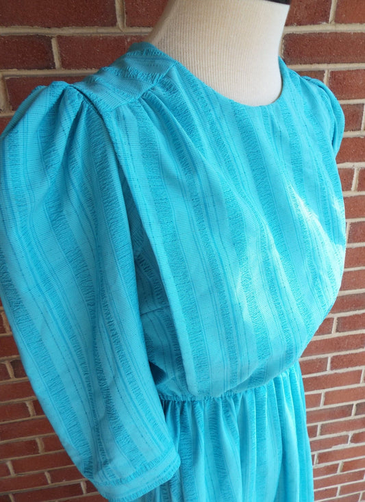 Vintage Turquoise Short Sleeve Dress