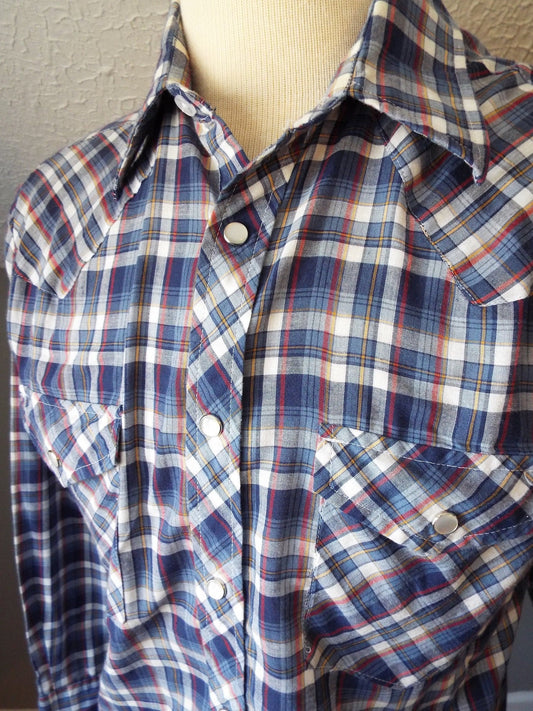Vintage Long Sleeve Button Down Plaid Western Snap Shirt by Montgomery Ward
