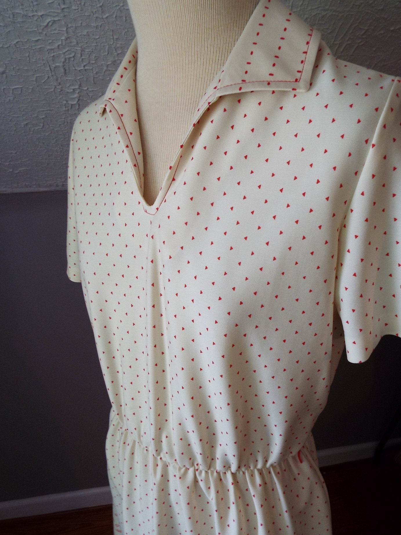 Vintage Short Sleeve White and Red Dress