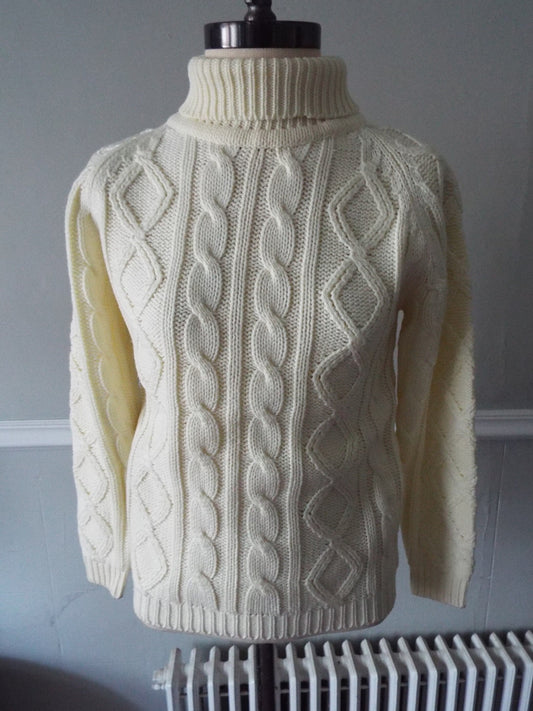 Vintage Womens Long Sleeve Sweater by Full Fashioned