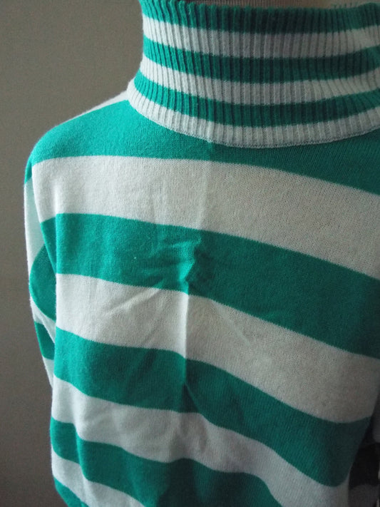 Vintage Womens Long Sleeve Sweater by Via L.A.