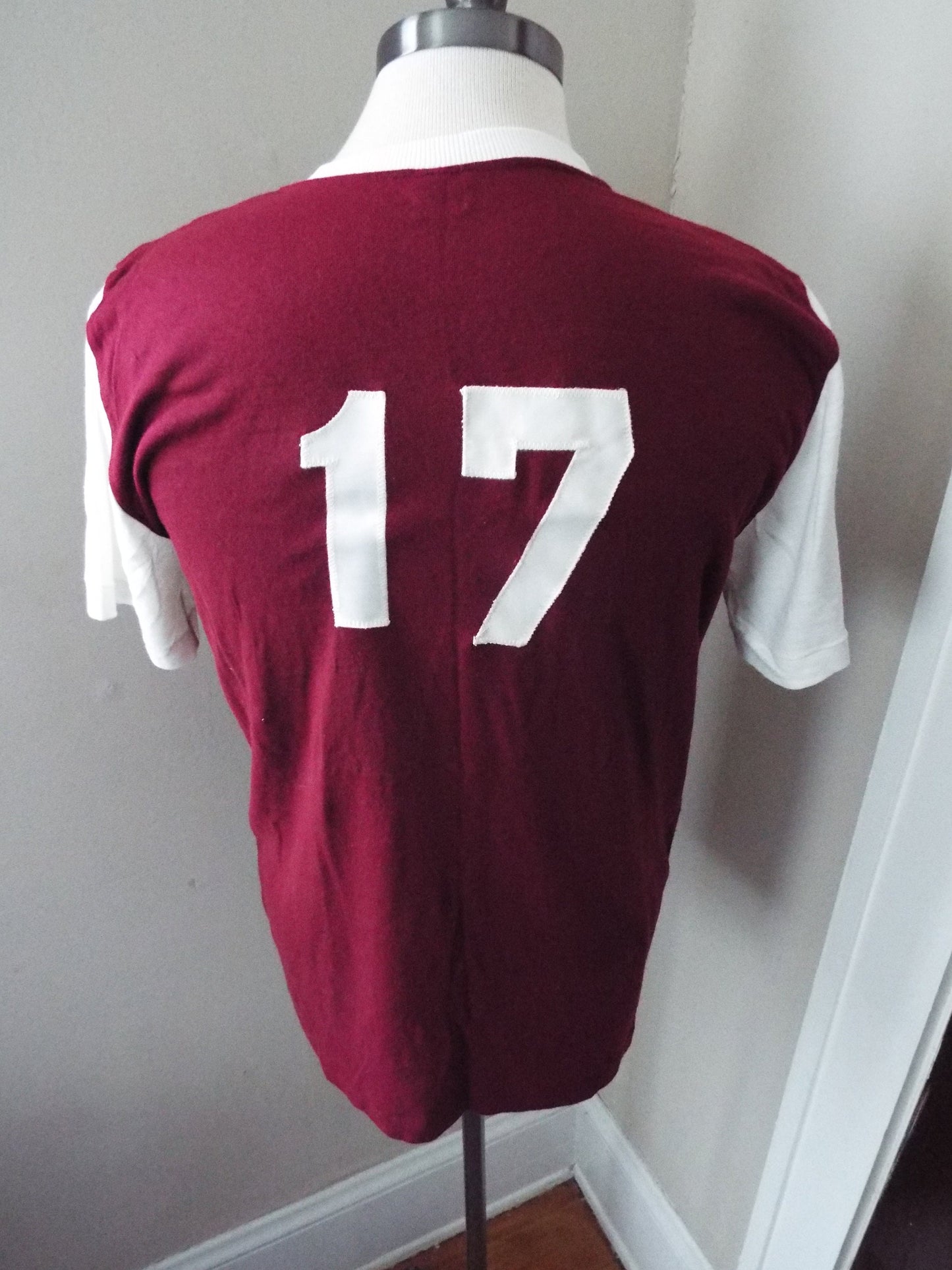 Vintage Number 17 T Shirt