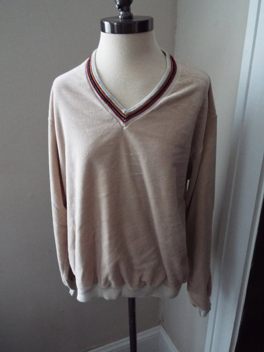Vintage Long Sleeve Vee Neck Sweater by Javelin