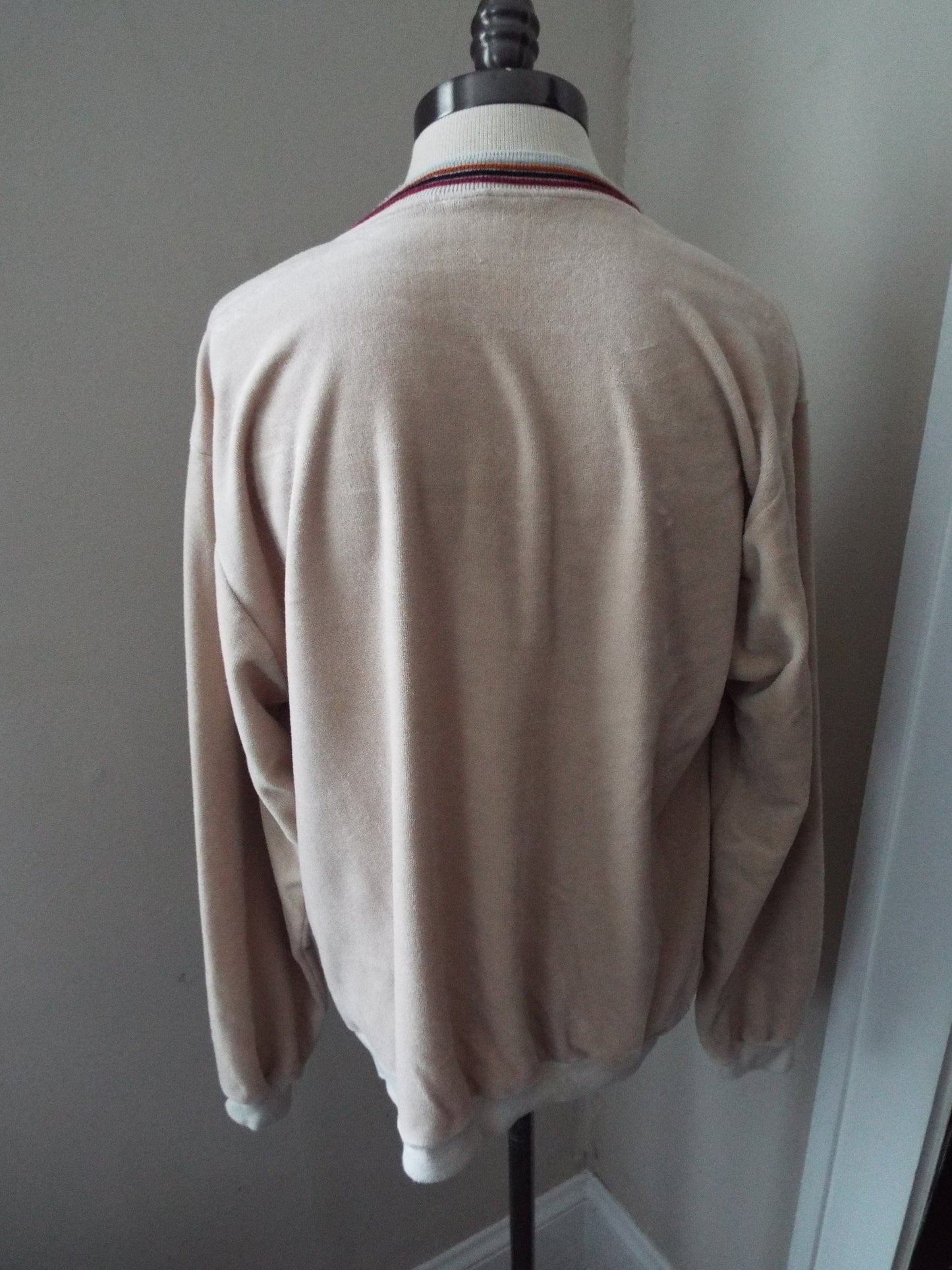 Vintage Long Sleeve Vee Neck Sweater by Javelin