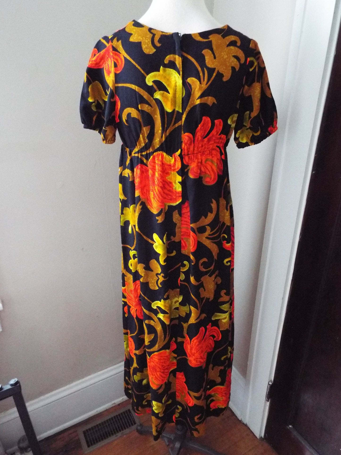 Vintage Short Sleeve Floral Print Dress by Marian Sue