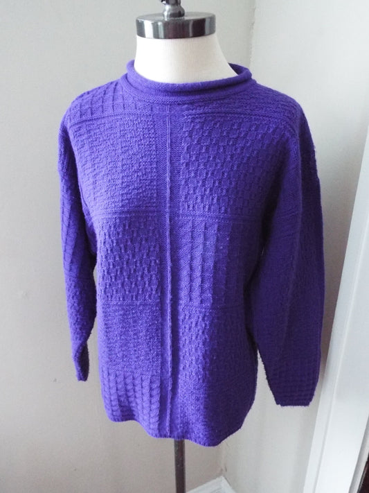 Vintage Womens Long Sleeve Sweater by New Moves